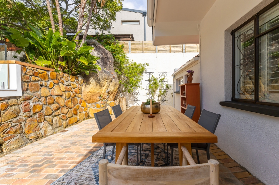 To Let 3 Bedroom Property for Rent in Camps Bay Western Cape